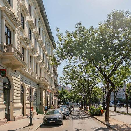 Oktogon City Apartment Budapeste Exterior foto